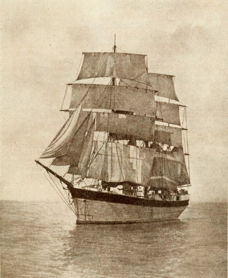 Sverre barque outside Maryport harbour like the Cutty Sark Sea Breezes June 1927